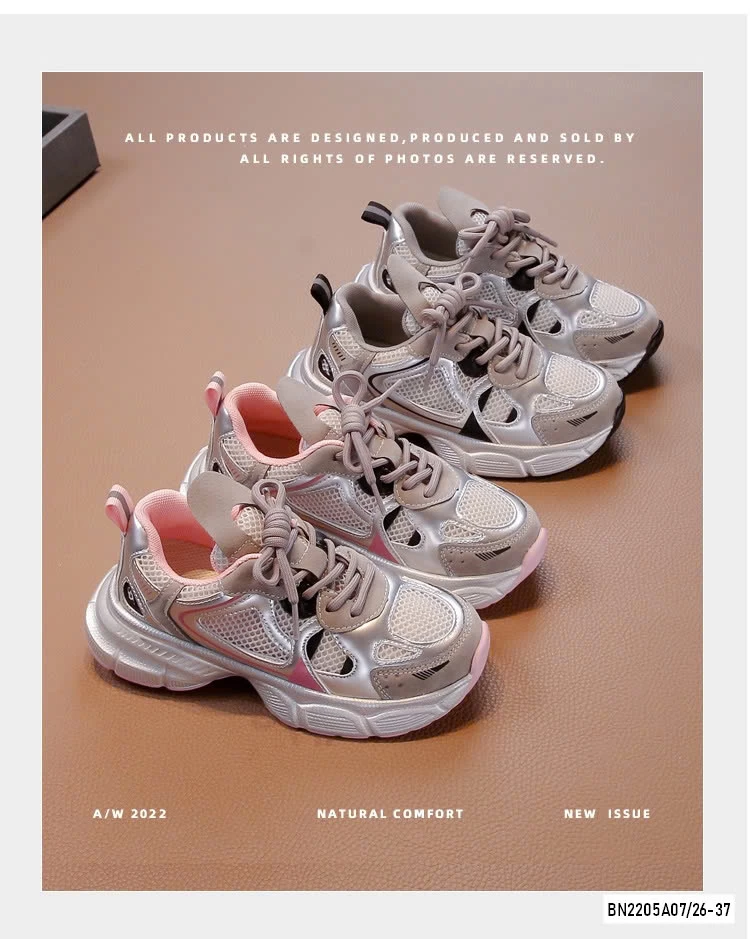 SNEAKER THOÁNG KHÍ CÁ TÍNH