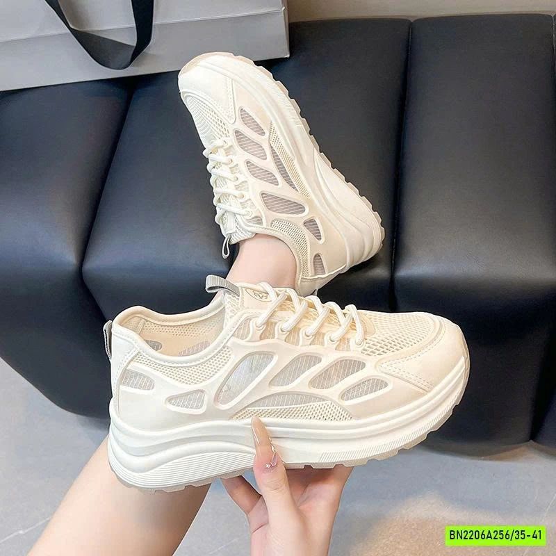 GIÀY THỂ THAO THOÁNG KHÍ NỮ