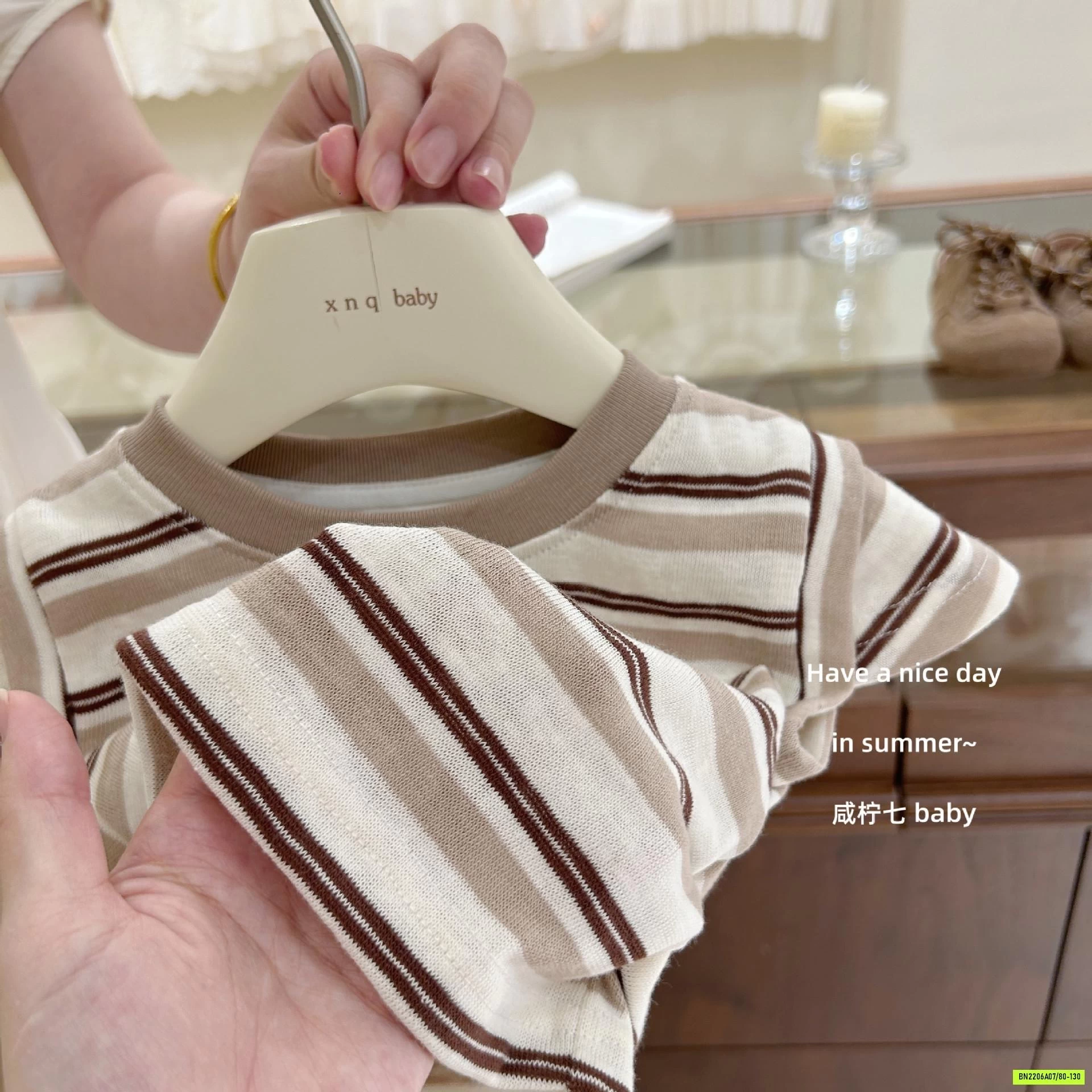 SÉT MÈO KẺ MIX SHORT KAKI TBABY