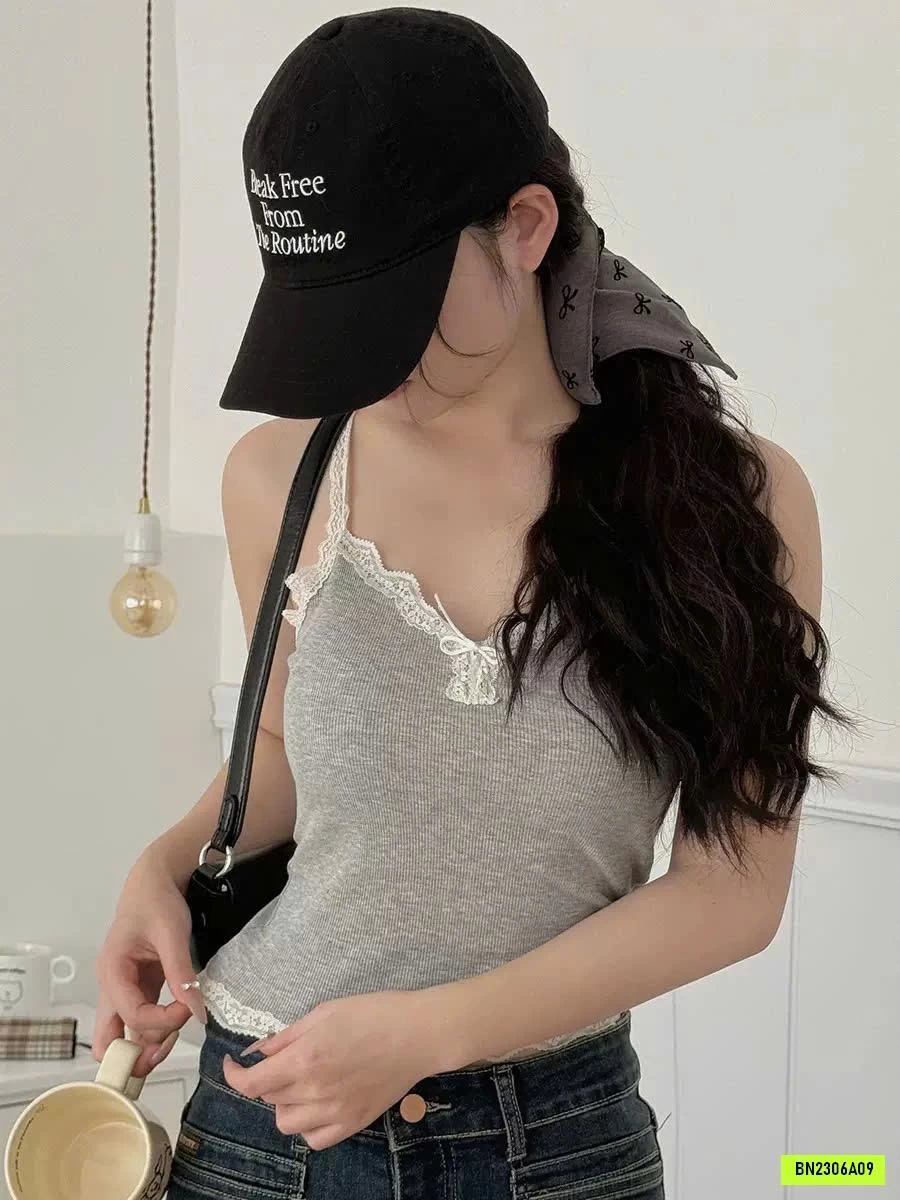 ÁO HAI DÂY KÈM MÚT NGỰC