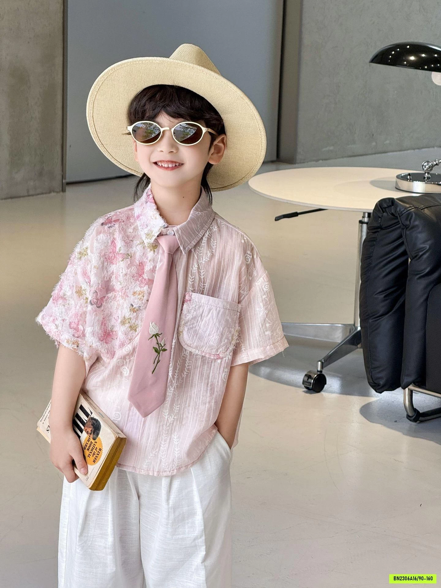 SƠ MI HỒNG THÊU HOA MIX ĐŨI SUÔNG