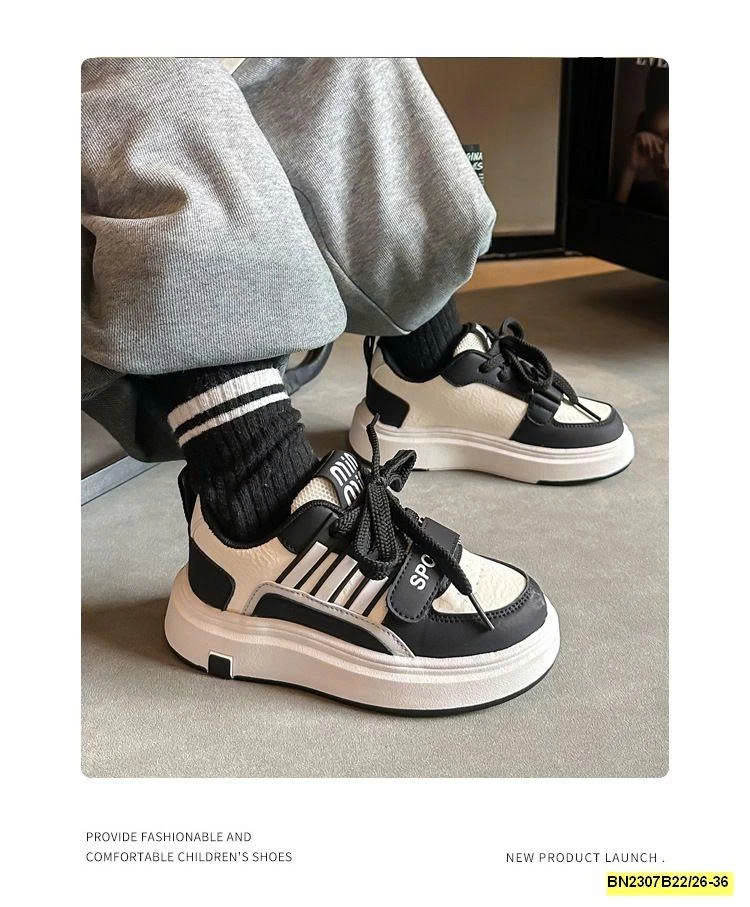 GIẦY THỂ THAO BÉ TRAI ĐỘN ĐẾ