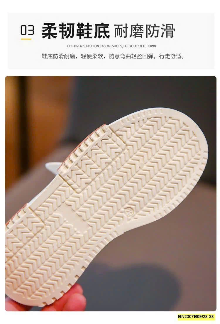 GIÀY THỂ THAO THOÁNG KHÍ CHO BÉ TRAI