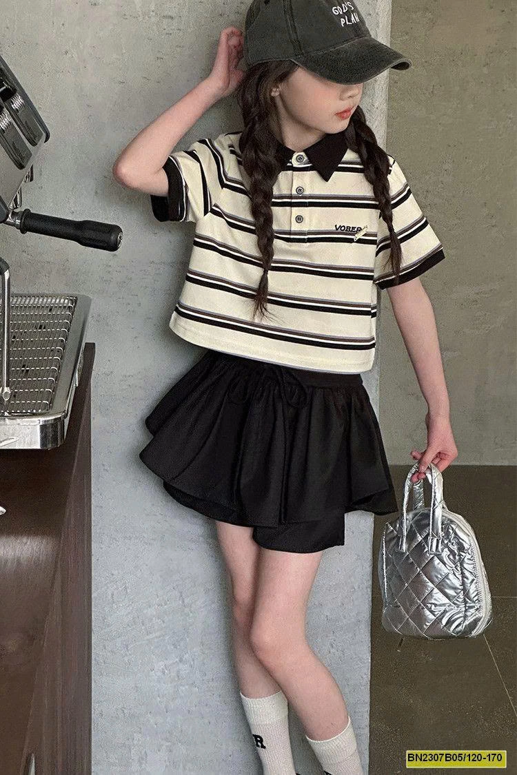 SÉT POLO KẺ MIX QUẦN VÁY ĐEN