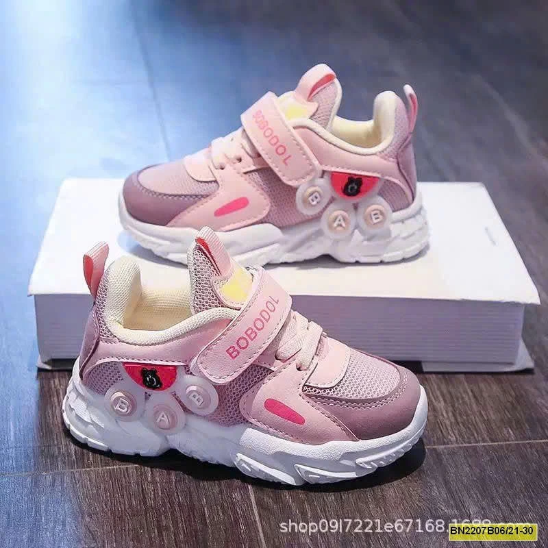 GIÀY THỂ THAO TRẺ EM SIÊU NHẸ