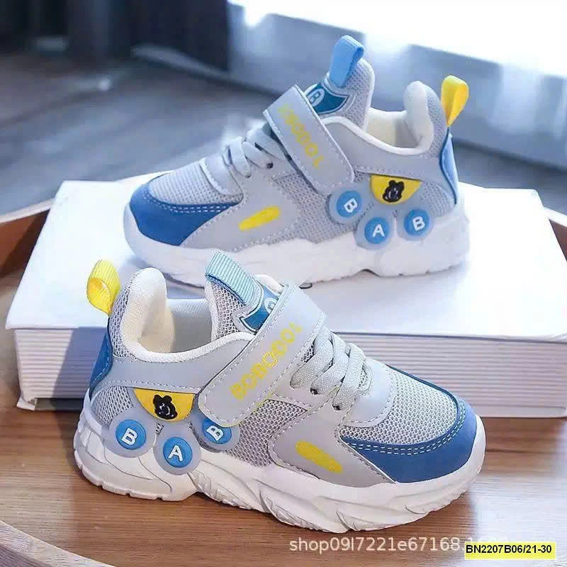 GIÀY THỂ THAO TRẺ EM SIÊU NHẸ