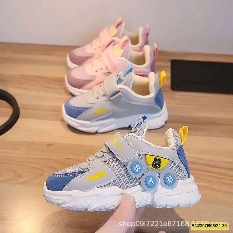 GIÀY THỂ THAO TRẺ EM SIÊU NHẸ