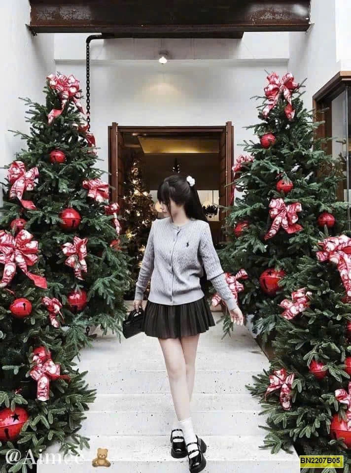 ÁO CARDIGAN LEN THÊU NGỰA