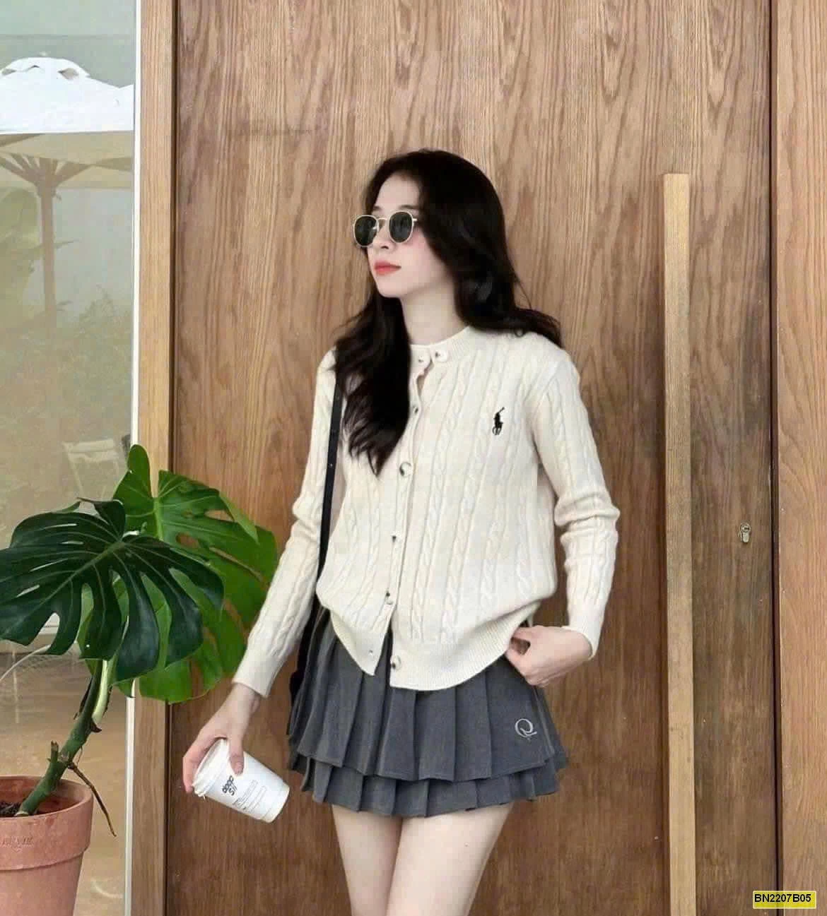 ÁO CARDIGAN LEN THÊU NGỰA