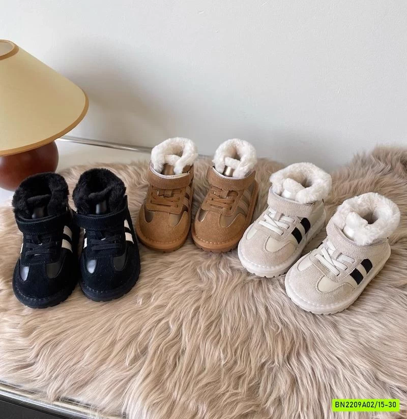 BOOT DA LỘN LÓT LÔNG 2 VẠCH