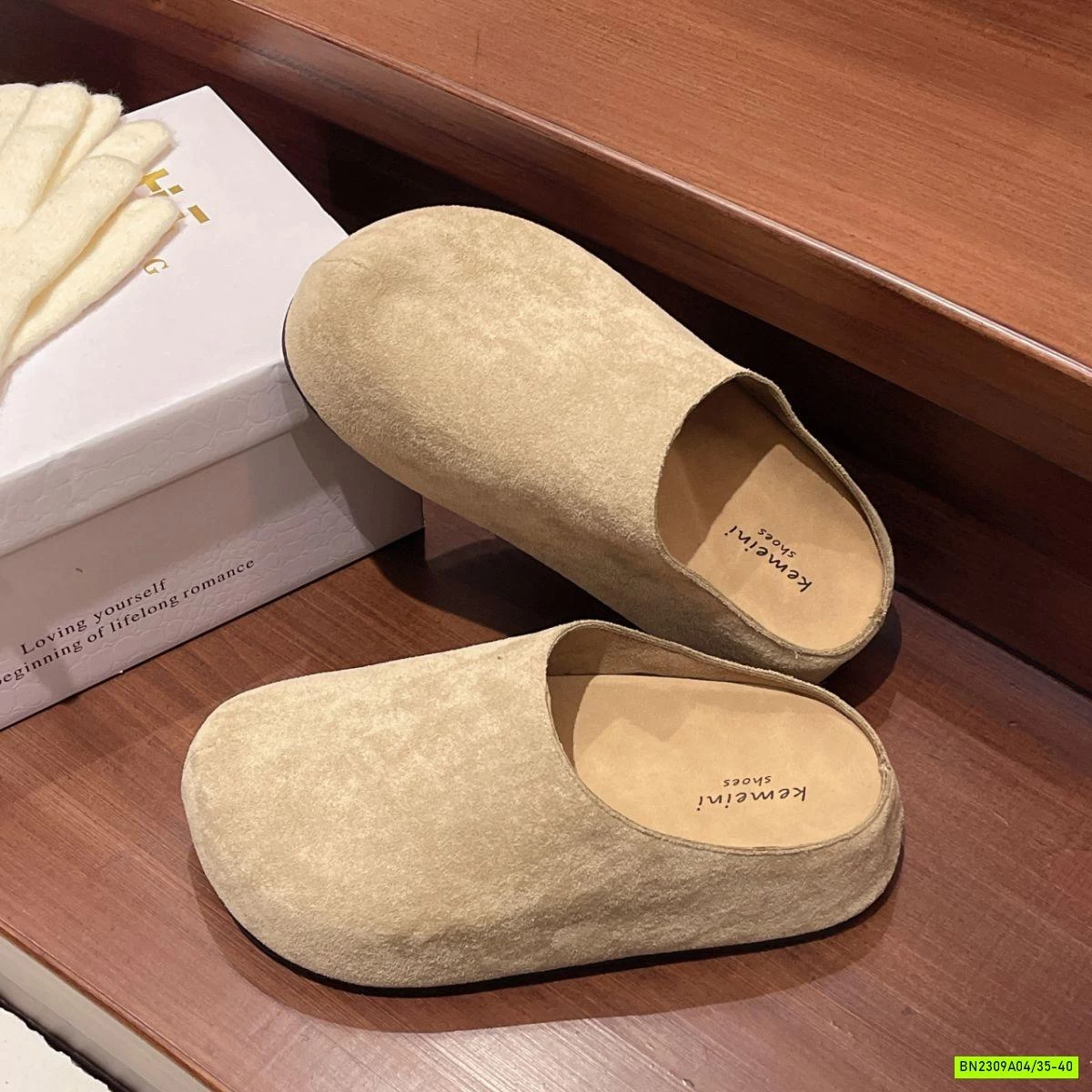 SỤC DA LỘN ĐẾ BÁNH MỲ VINTAGE