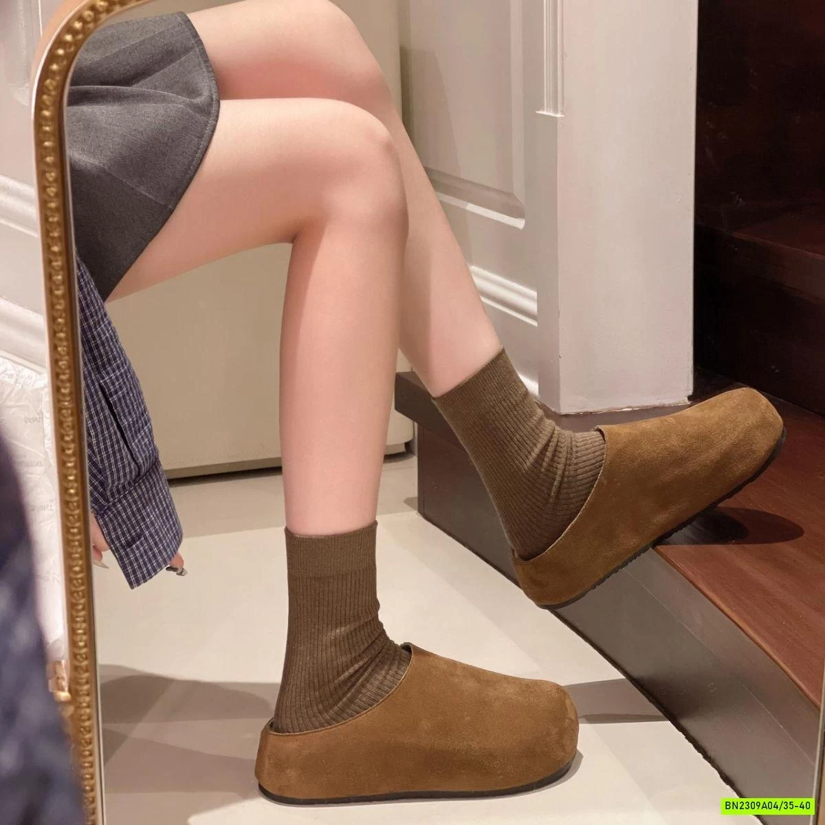 SỤC DA LỘN ĐẾ BÁNH MỲ VINTAGE