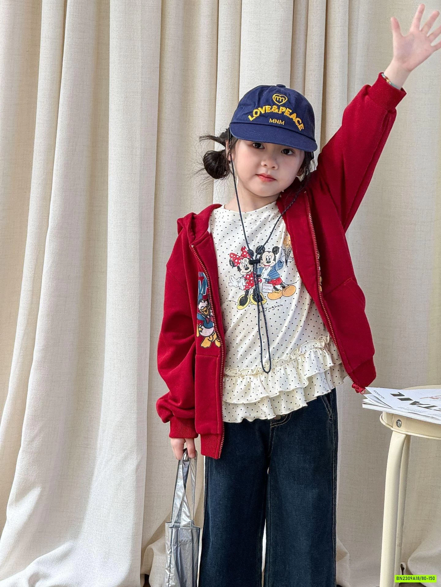 KHOÁC NỈ DA CÁ MICKEY