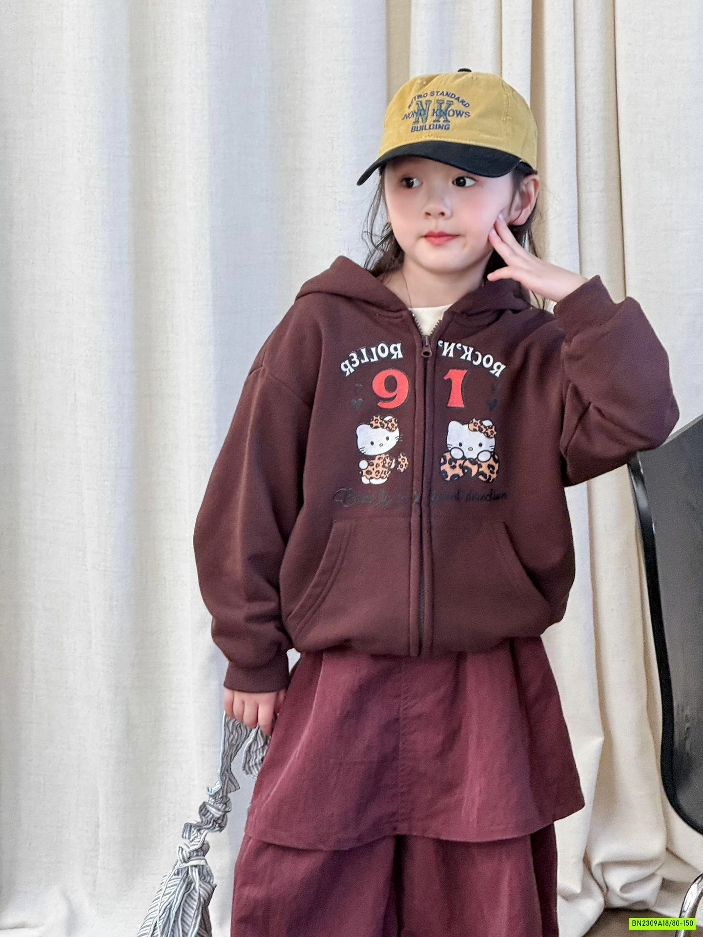 KHOÁC NỈ DA CÁ MICKEY