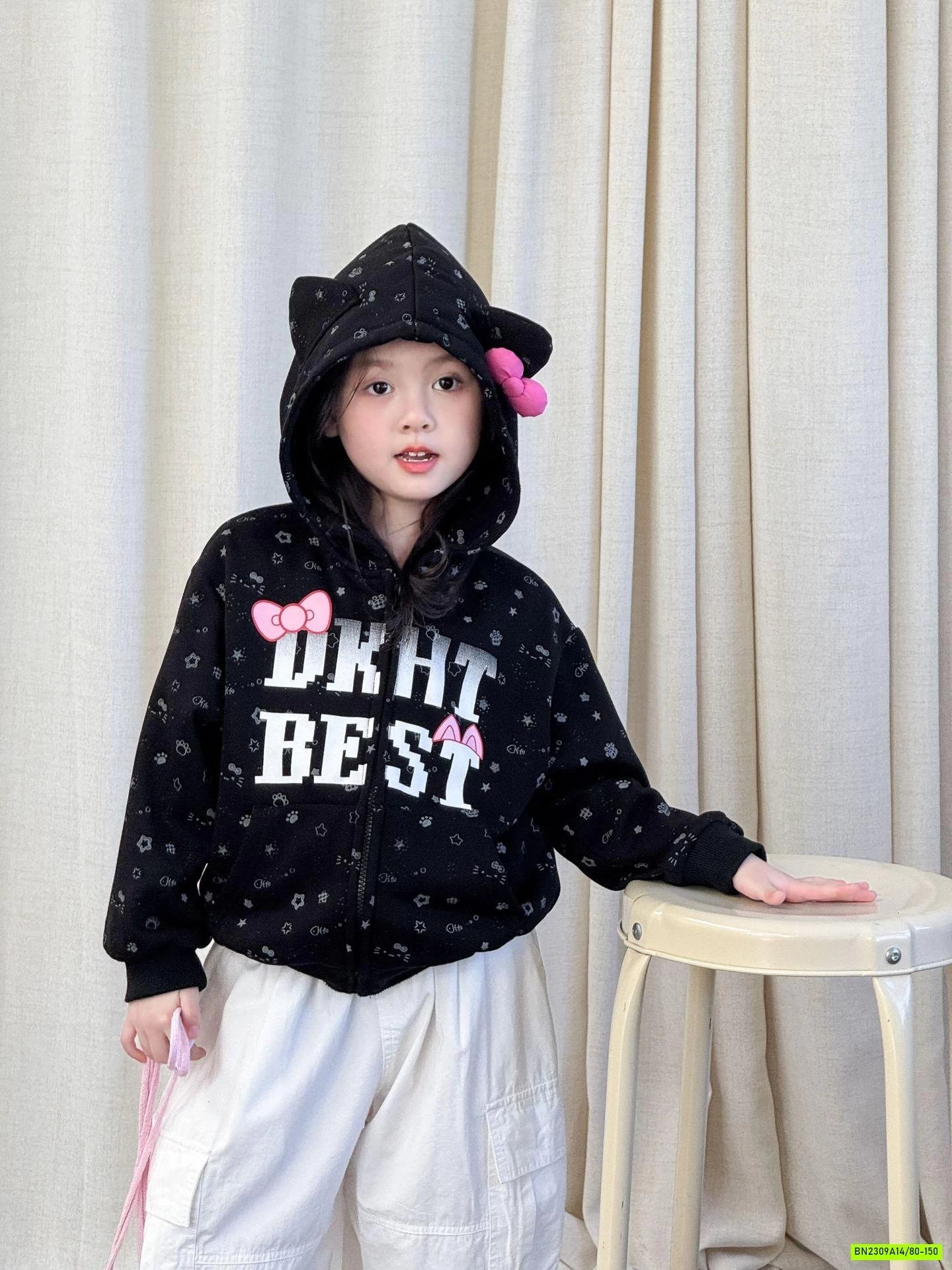 KHOÁC HOODIE MIX QUẦN SUÔNG TRẮNG