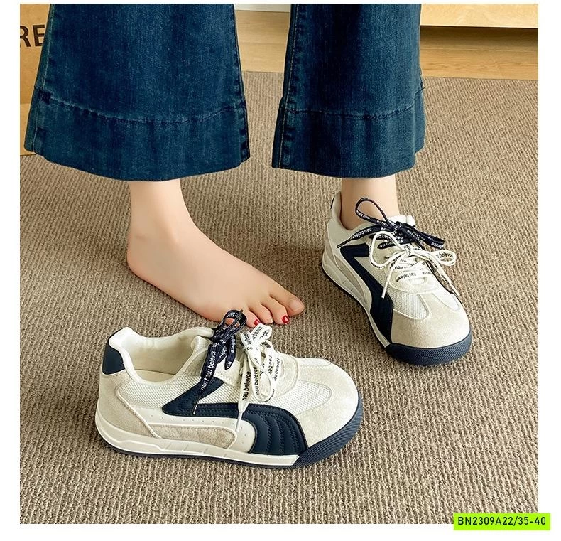 GIÀY THỂ THAO ĐẾ BÁNH MỲ PHỐI MÀU