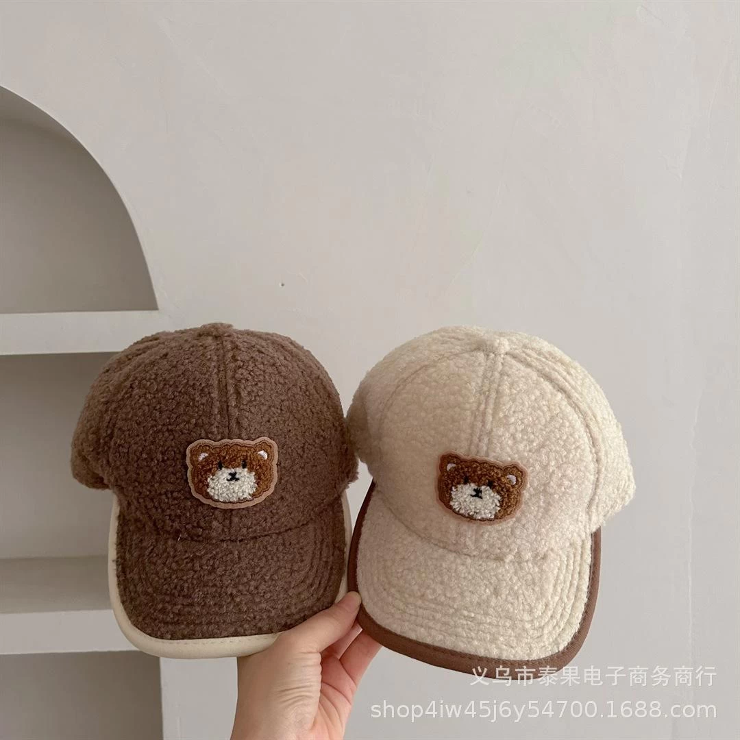 MŨ KẾT LÔNG CỪU GẮN GẤU