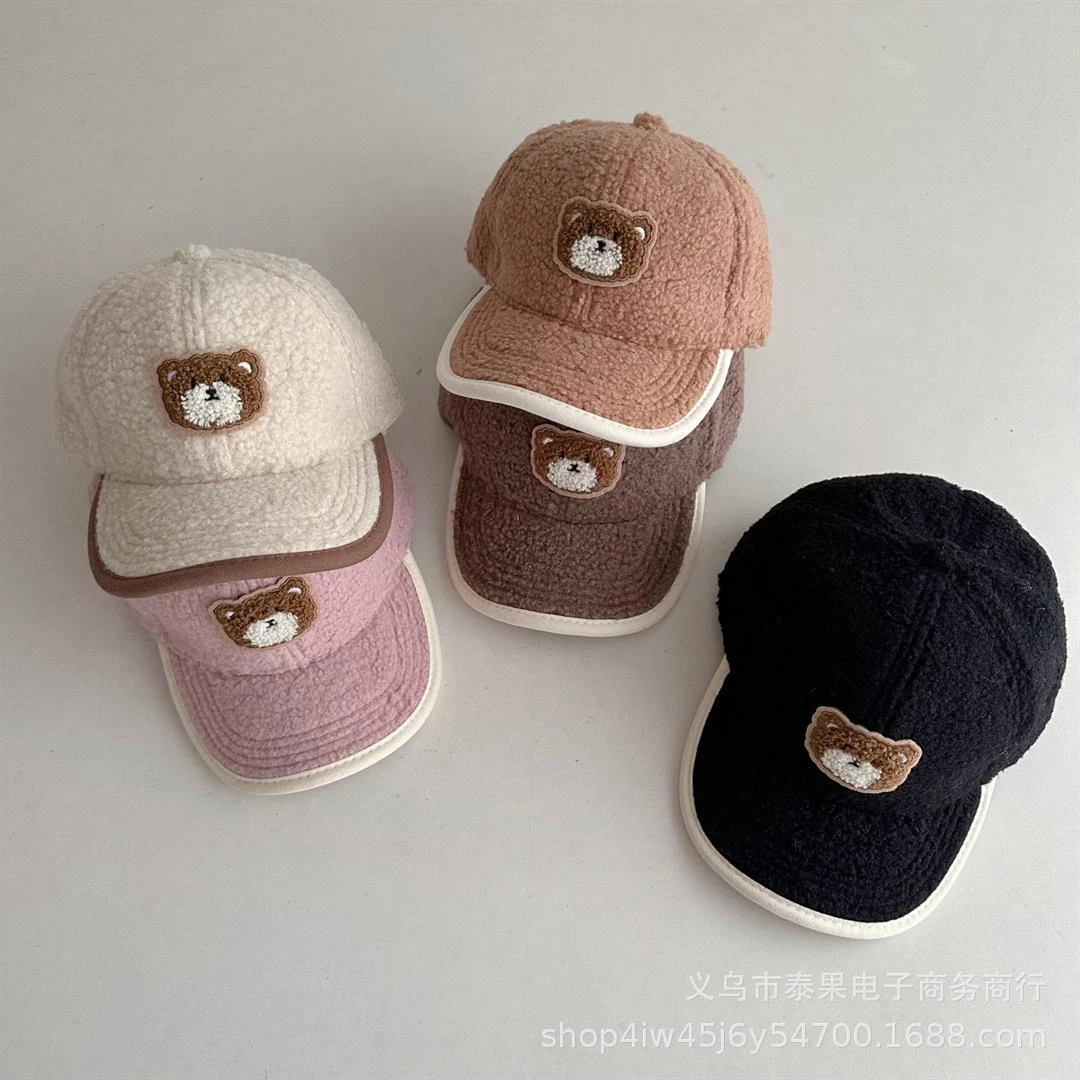 MŨ KẾT LÔNG CỪU GẮN GẤU