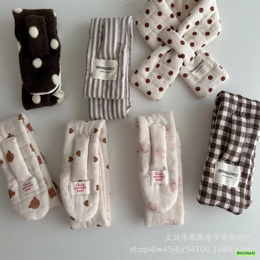 KHĂN QUÀNG CỔ VINTAGE