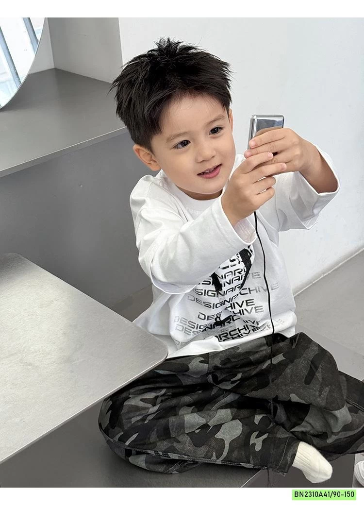 ÁO THUN TRẮNG IN CHỮ GIẢ 2 LỚP