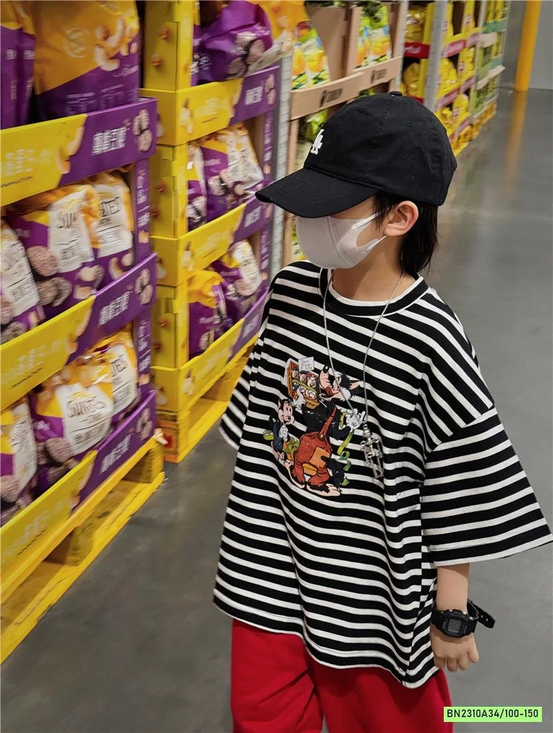 ÁO THUN KẺ HOẠT HÌNH