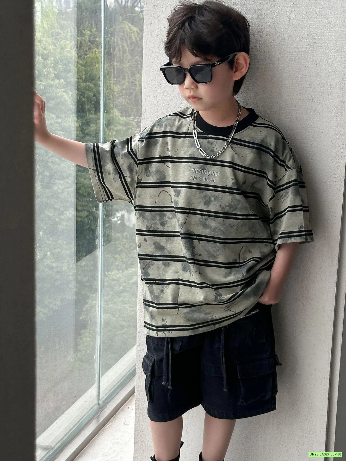 ÁO THUN LOANG XANH KẺ