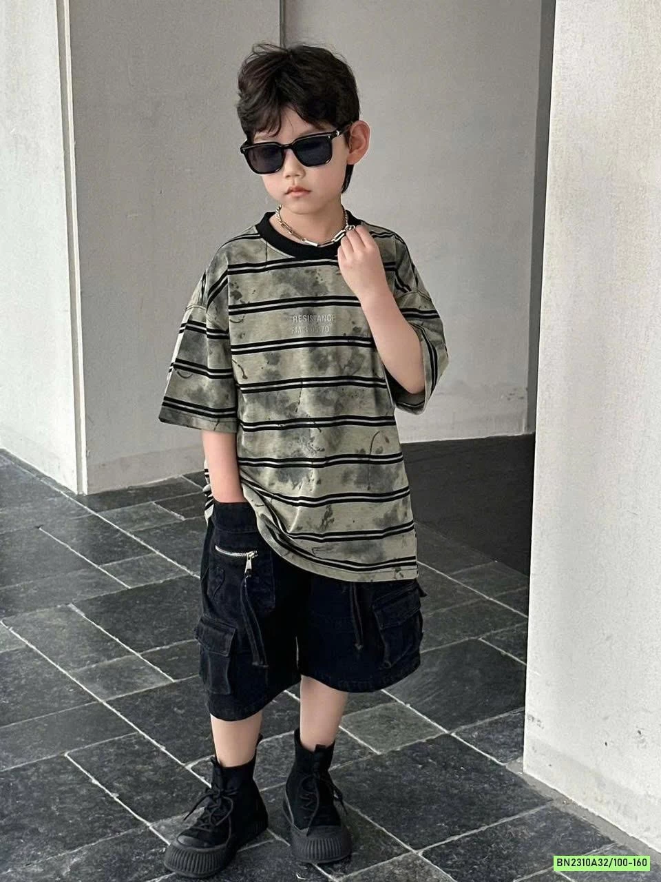 ÁO THUN LOANG XANH KẺ