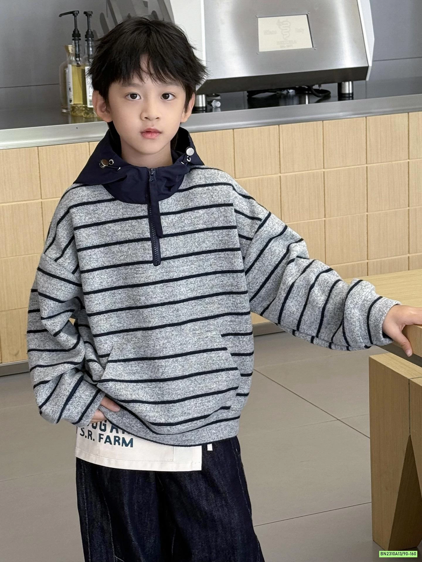 HOODIE NỈ KẺ PHỐI MÀU MŨ