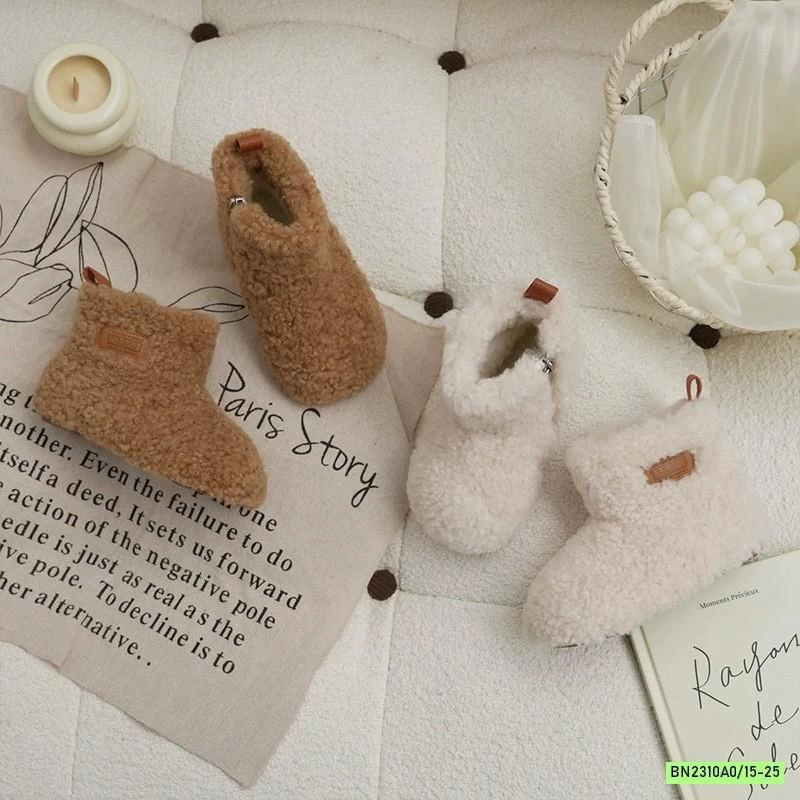 BOOT LÔNG CỪU SZ NHÍ KHÓA BÊN