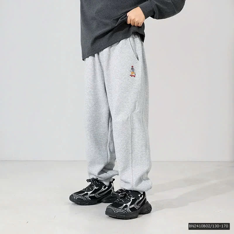 QUẦN NỈ SUỐNG LOGO VÁN TRƯỢT AKL