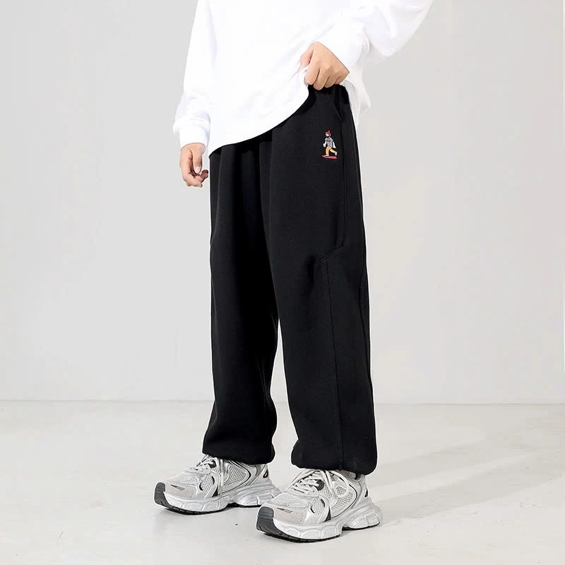 QUẦN NỈ SUỐNG LOGO VÁN TRƯỢT AKL