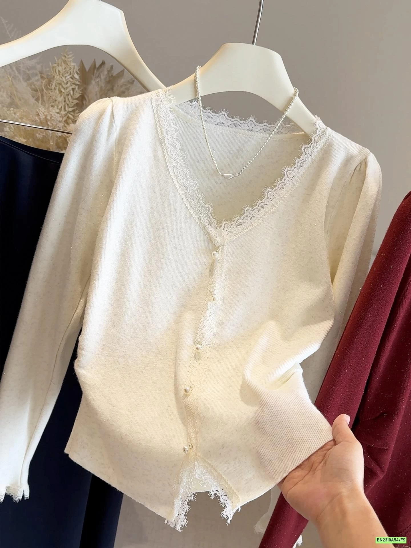 ÁO NỈ RÚT EO VIỀN REN ANNA