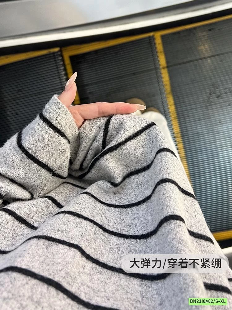 ÁO NỈ GIỮ NHIỆT CỔ TRÒN KẺ NHỎ