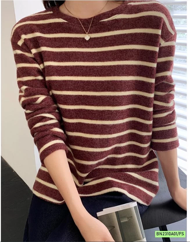 ÁO NỈ KẺ MỀM ẤM NỮ