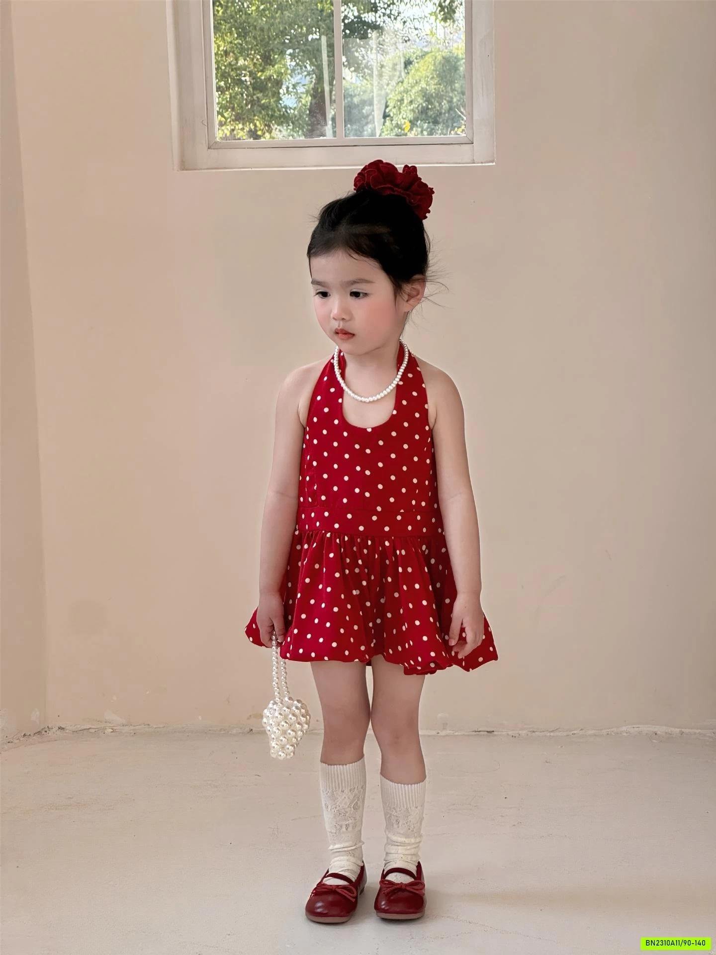 ĐẦM BÍ ĐỎ CHẤM BI KHOÉT LƯNG