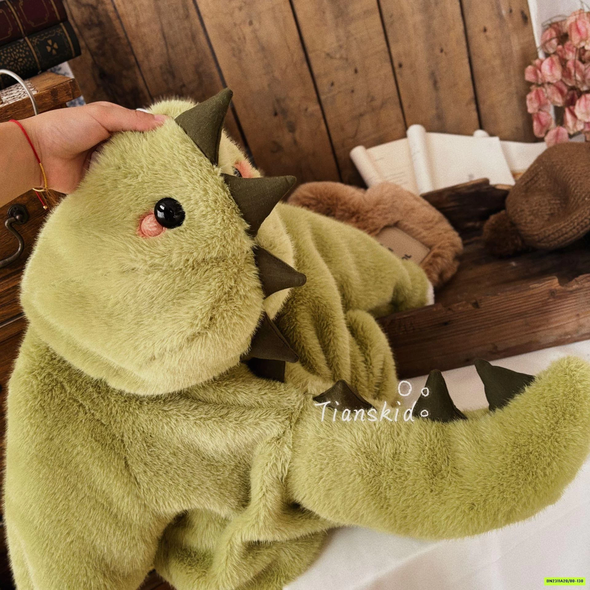 KHOÁC LÔNG THÚ KHỦNG LONG