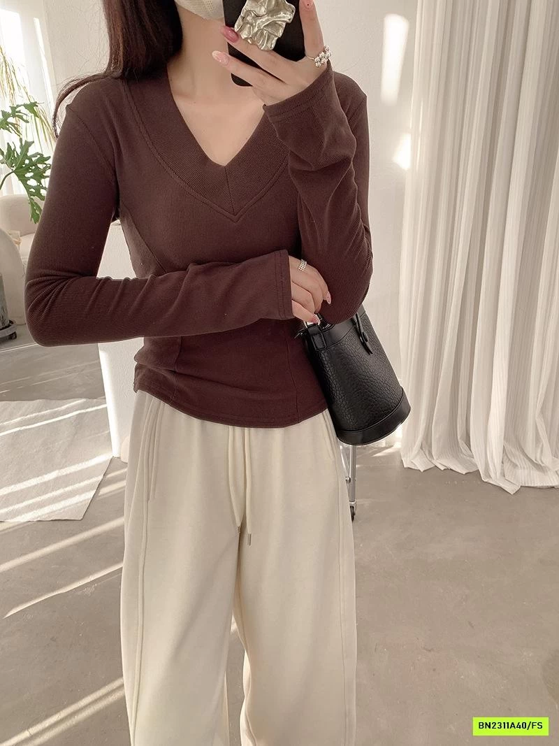 ÁO NỈ CROPTOP CỔ V