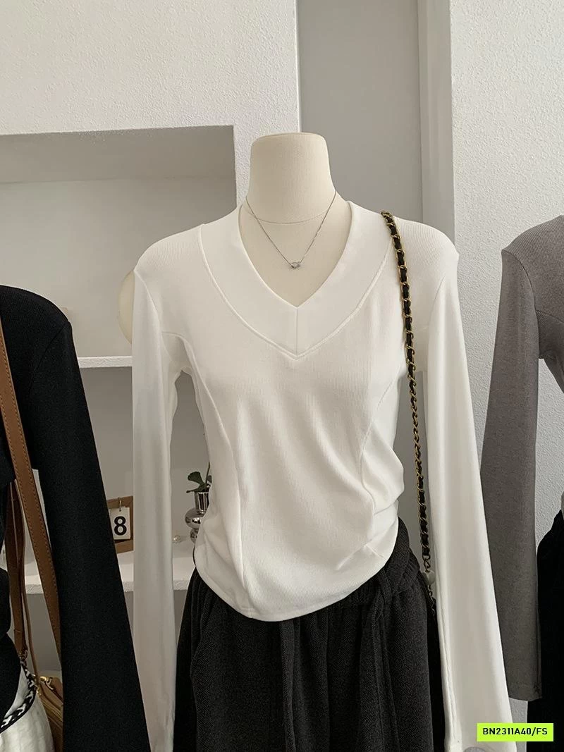 ÁO NỈ CROPTOP CỔ V