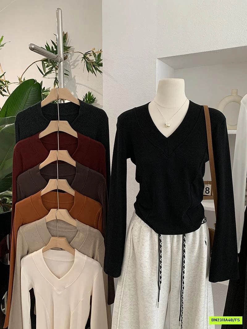 ÁO NỈ CROPTOP CỔ V