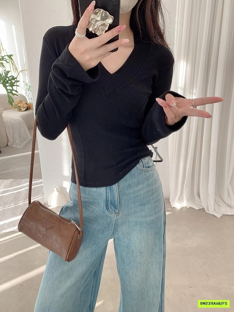 ÁO NỈ CROPTOP CỔ V