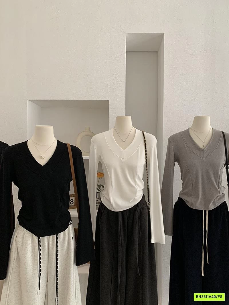 ÁO NỈ CROPTOP CỔ V