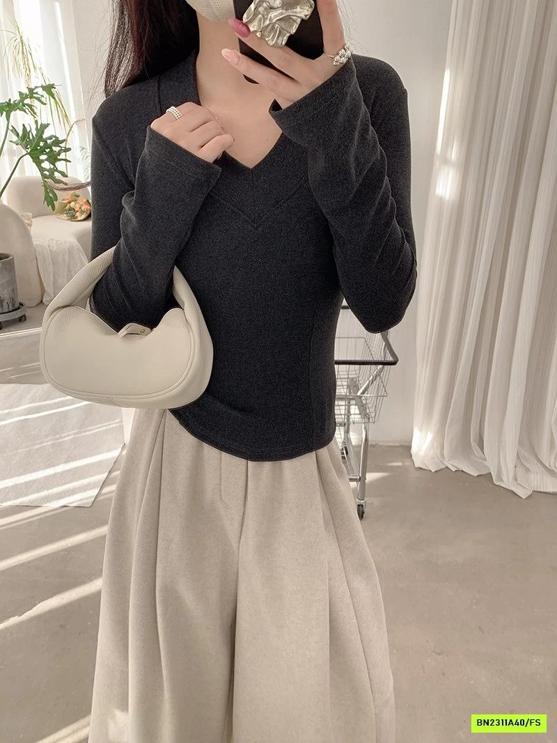 ÁO NỈ CROPTOP CỔ V