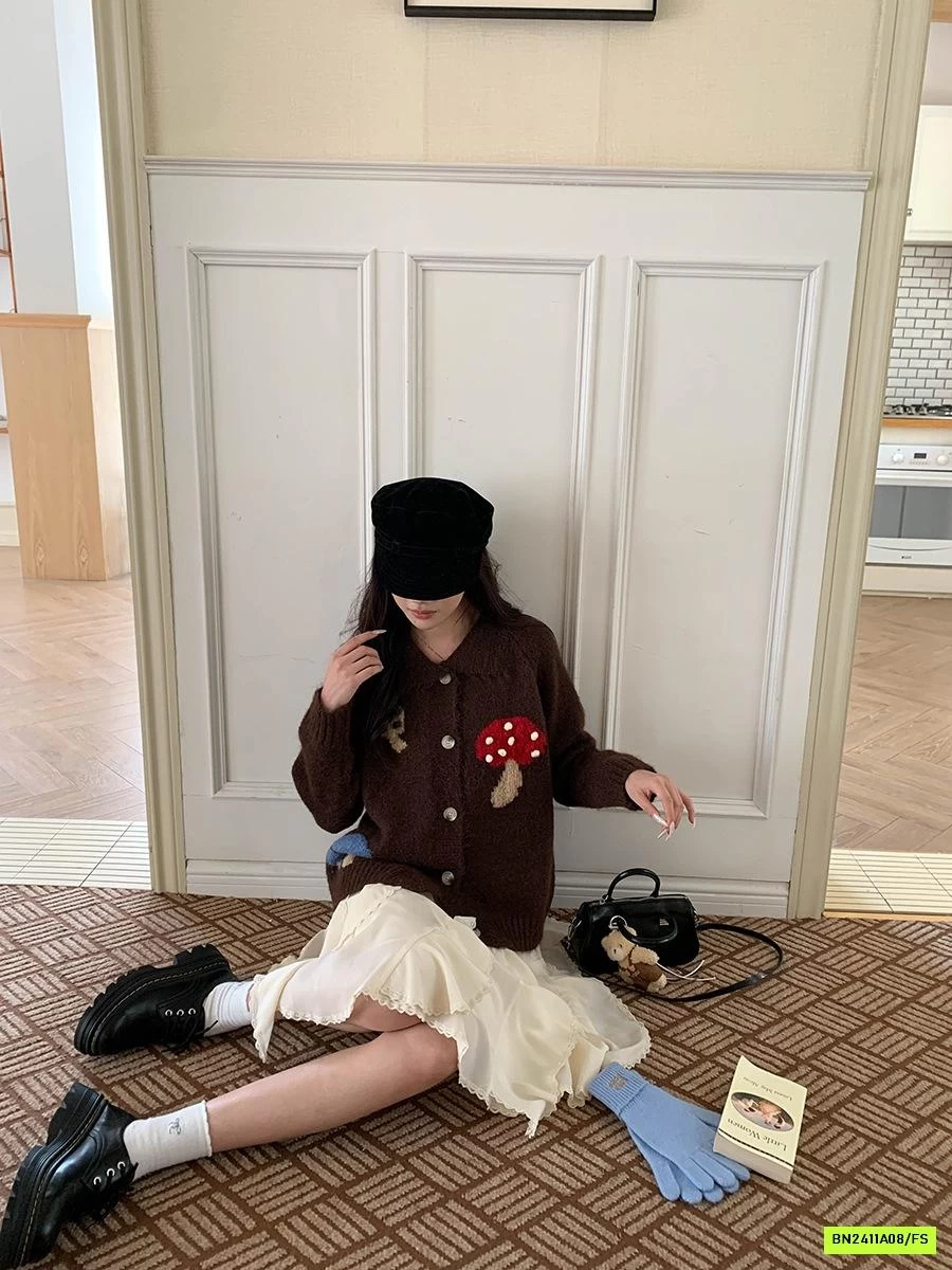 KHOÁC LEN THÊU NẤM VINTAGE