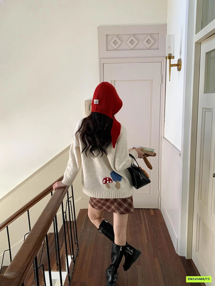 KHOÁC LEN THÊU NẤM VINTAGE