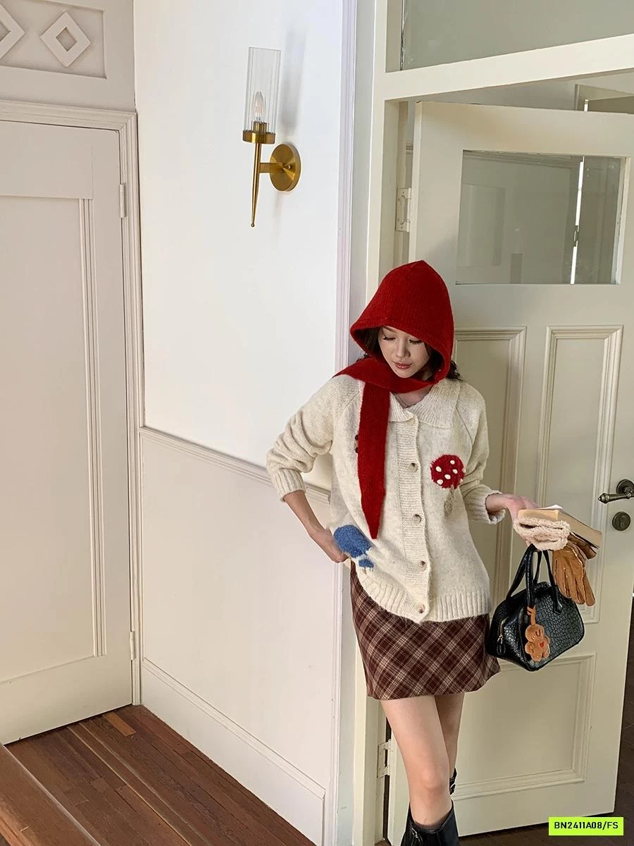 KHOÁC LEN THÊU NẤM VINTAGE