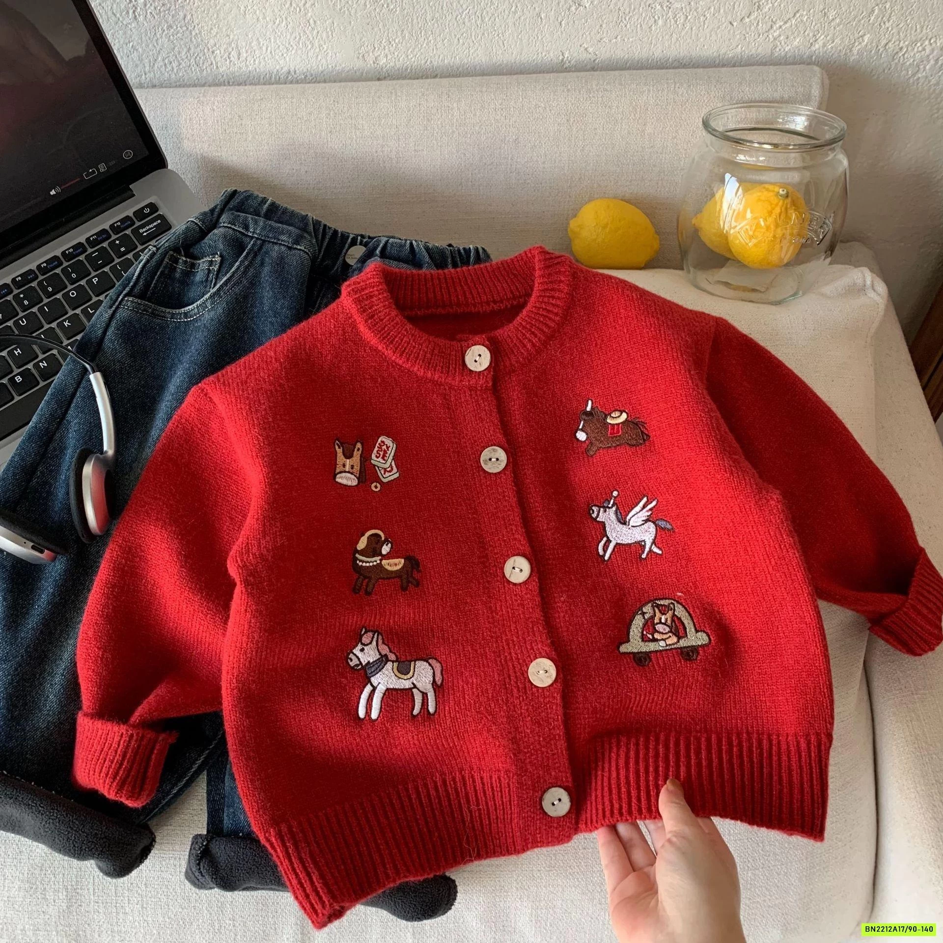 CARDIGAN LEN ĐỎ THÊU NGỰA