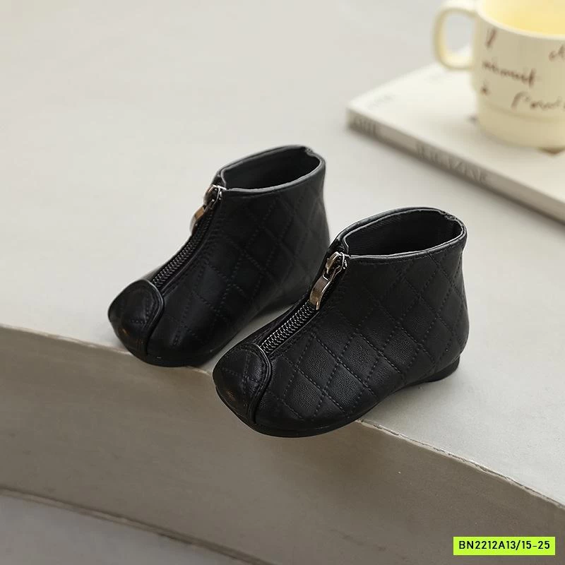 BOOT TRẦN TRÁM CỔ THẤP