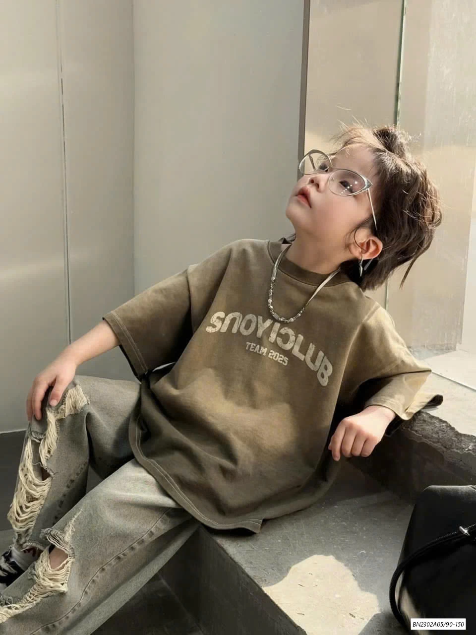 ÁO THUN LOANG IN CHỮ BT