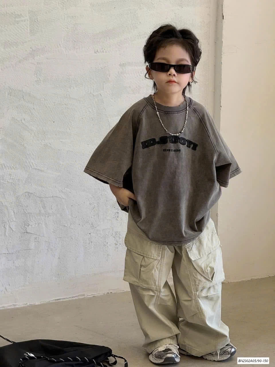 ÁO THUN LOANG IN CHỮ BT