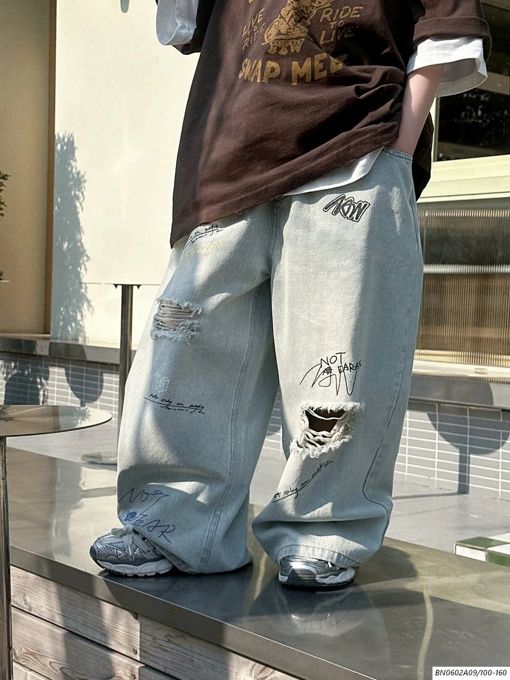 JEANS SUÔNG RÁCH AFTERMEE